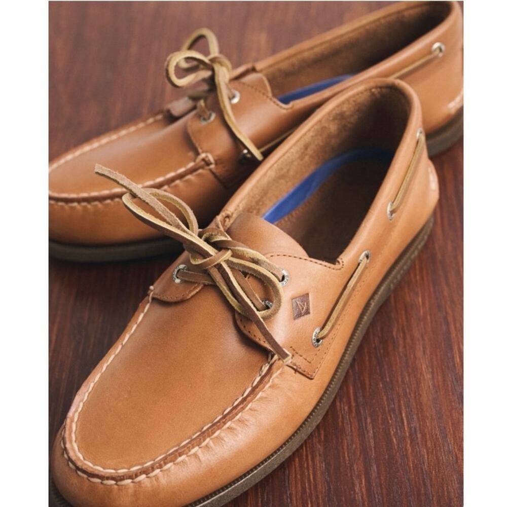 Sperry Authentic Original Men's 2- Eye Boat Shoe brown leather size 13